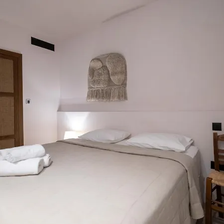 Ovilio Kalamata Extérieur photo